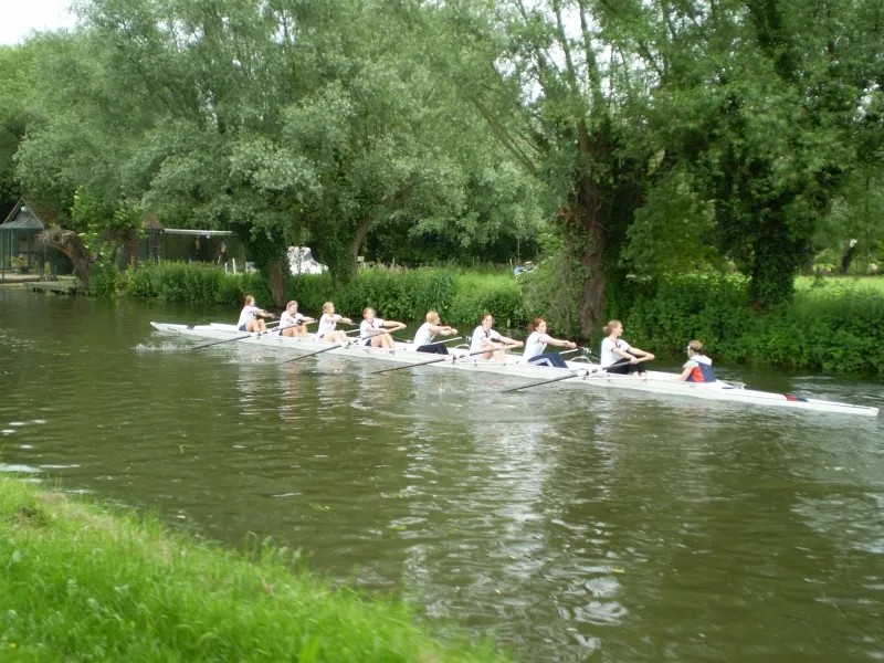 Getting on Race Mays 2008, photo 2