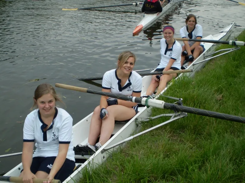 Getting on Race Mays 2008, photo 3